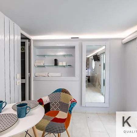 Little In * Аргостолион